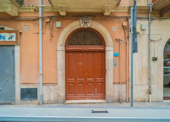 Dimora Dante 310 * Bari